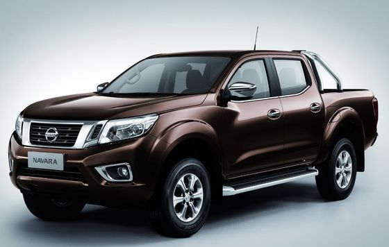 New Flagship Nissan Navara Pickup Truck Cars 2.5L Manual Four Wheel Drive