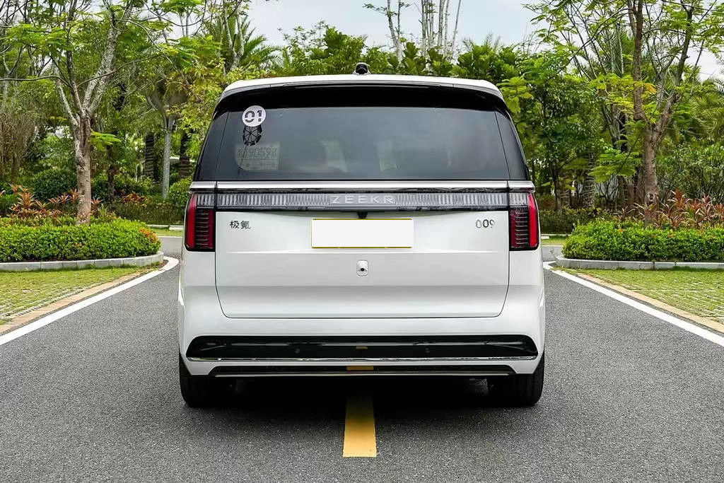 116kWh Lithium Battery Luxury EV Car ZEEKR 009 MPV 5 Door 6 Seats