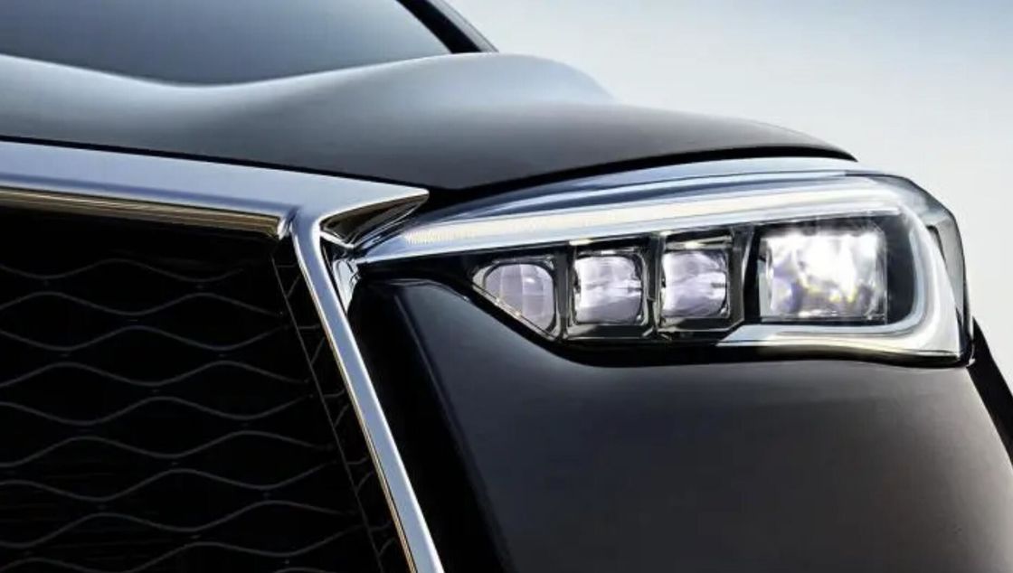 Elegant All Electric Luxury Cars Infiniti QX50 SUV With Zero Gravity Seats