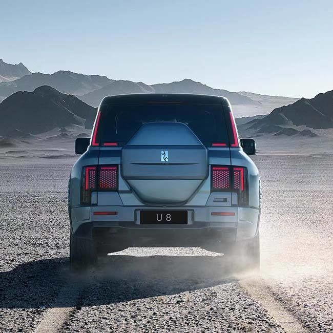 Luxury Fully Electric SUV BYD SUV U8 EV 4WD Hybrid High Performance