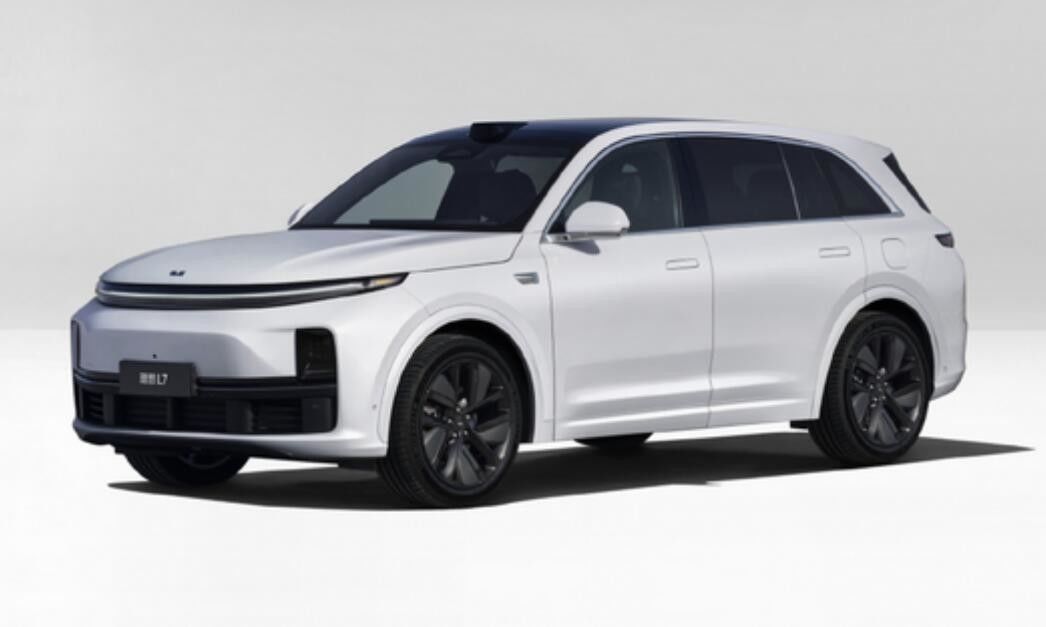 7 Seater Fully Electric SUV Lixiang L7 Pro New Energy Vehicles  4.5m Length
