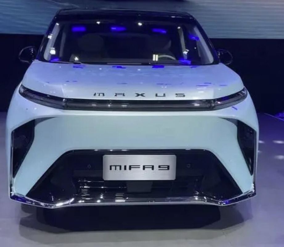 Maxus Mifa 9  Mpv Electric Car High Speed New Energy Vehicles 5 Doors