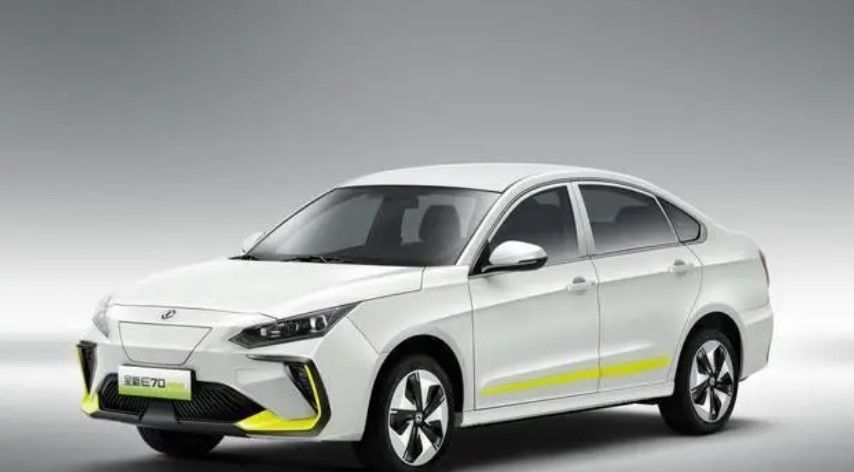 Dongfeng EV Cars AEOLUS -E70 pro100kWh Battery Dongfeng EV Car Accelerate 0-100km/H In 5s